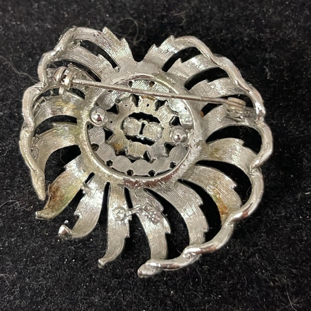 Coro Vintage Signed Brush Silver Tone Blue Hue Rhinestones Flower Brooch. Ma — image 4 of 5
